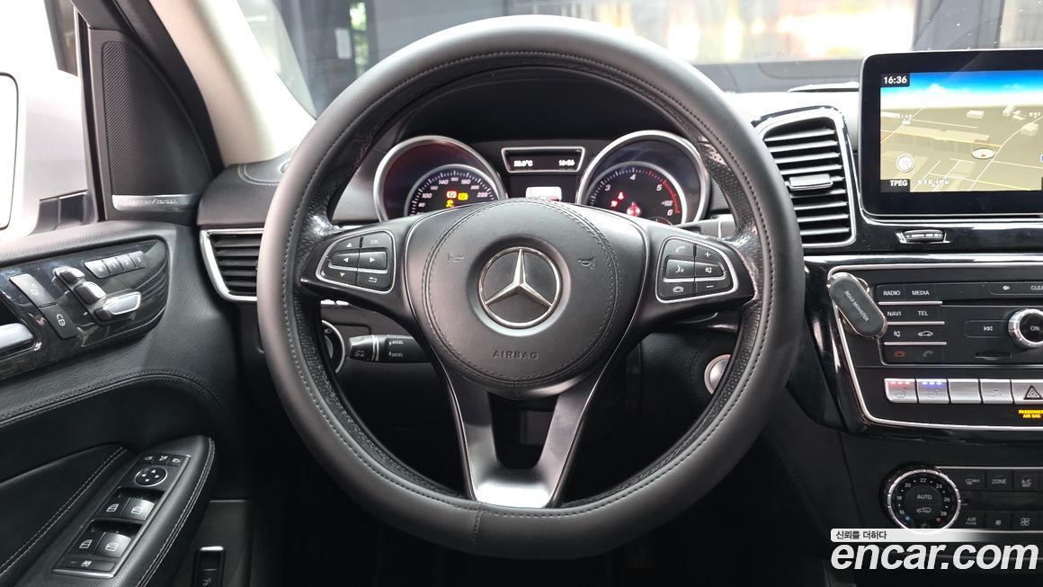 Mercedes-Benz GLS-Class 2017