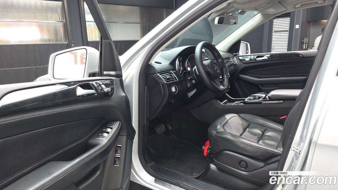 Mercedes-Benz GLS-Class 2017