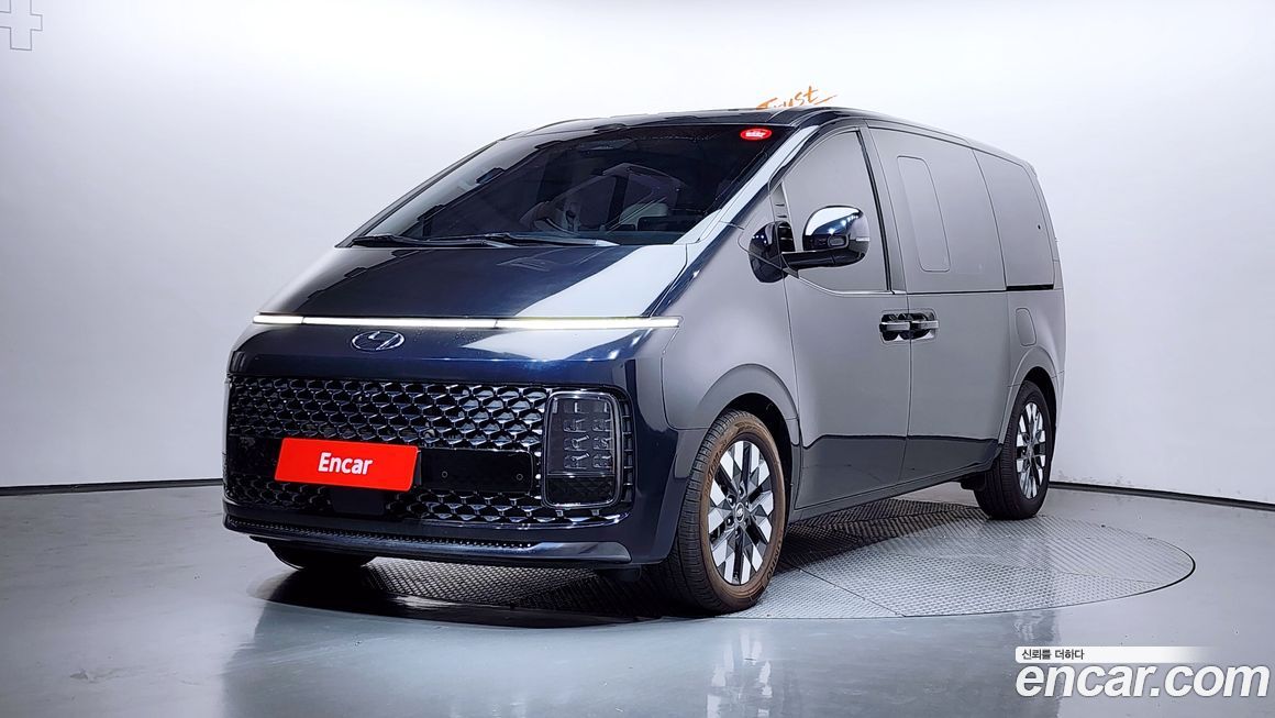 Hyundai Staria 2022