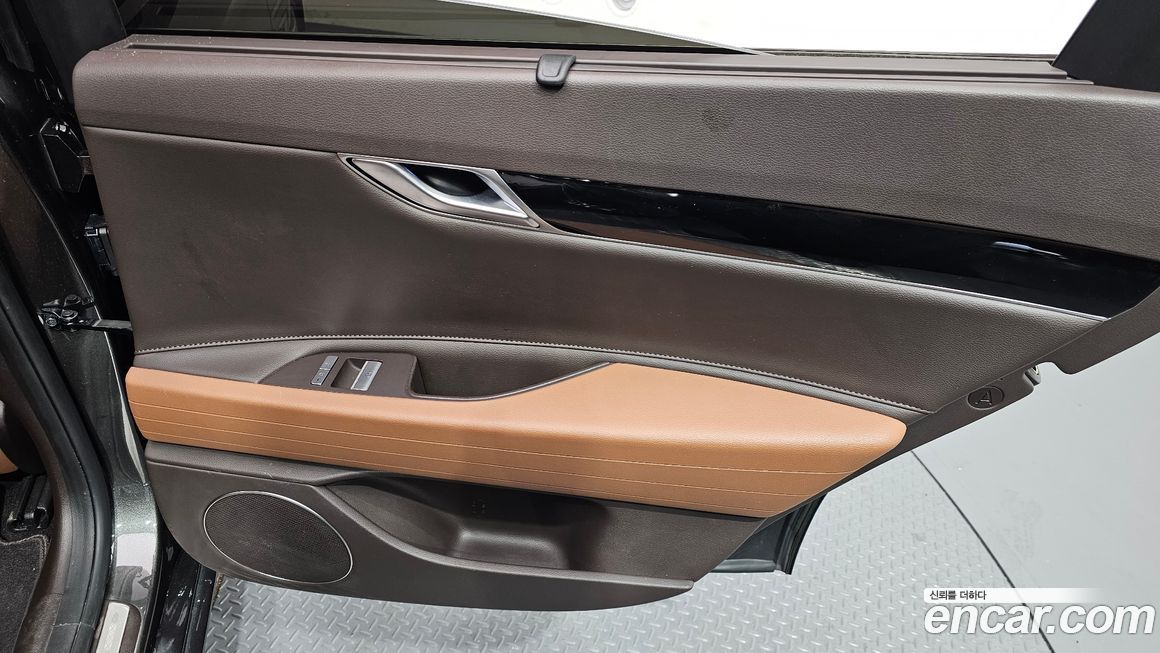 Genesis G80 2023