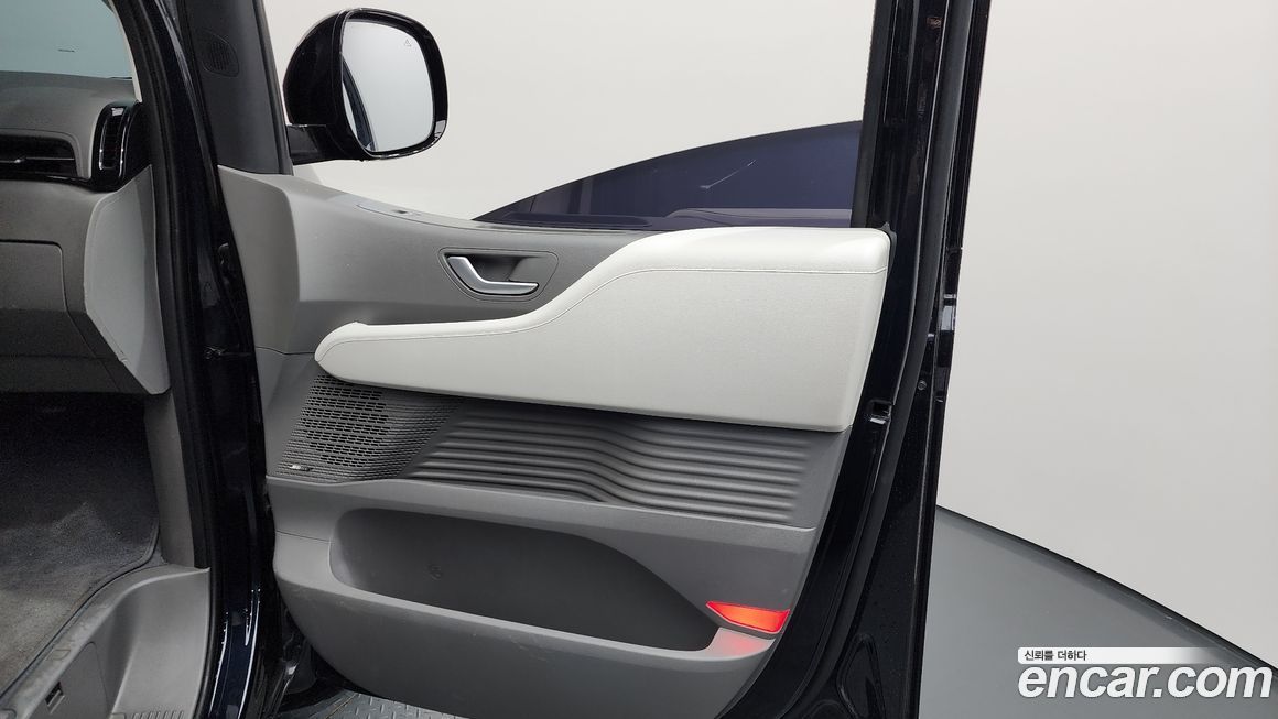 Hyundai Staria 2022