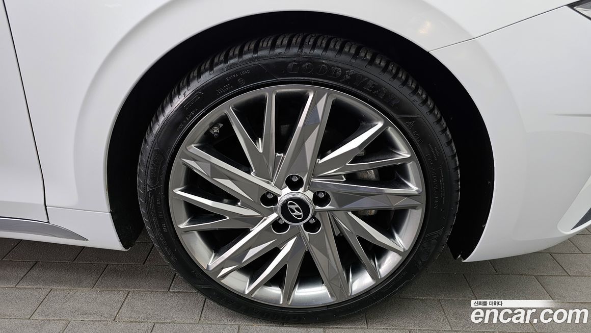 Hyundai Grandeur 2020