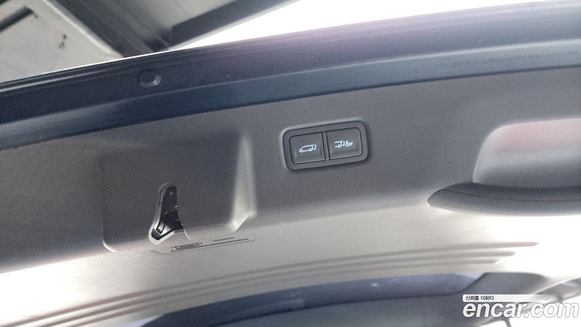 Hyundai Staria 2022