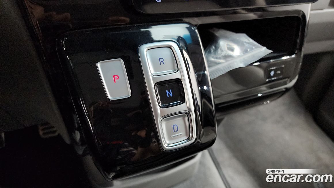 Hyundai Staria 2022