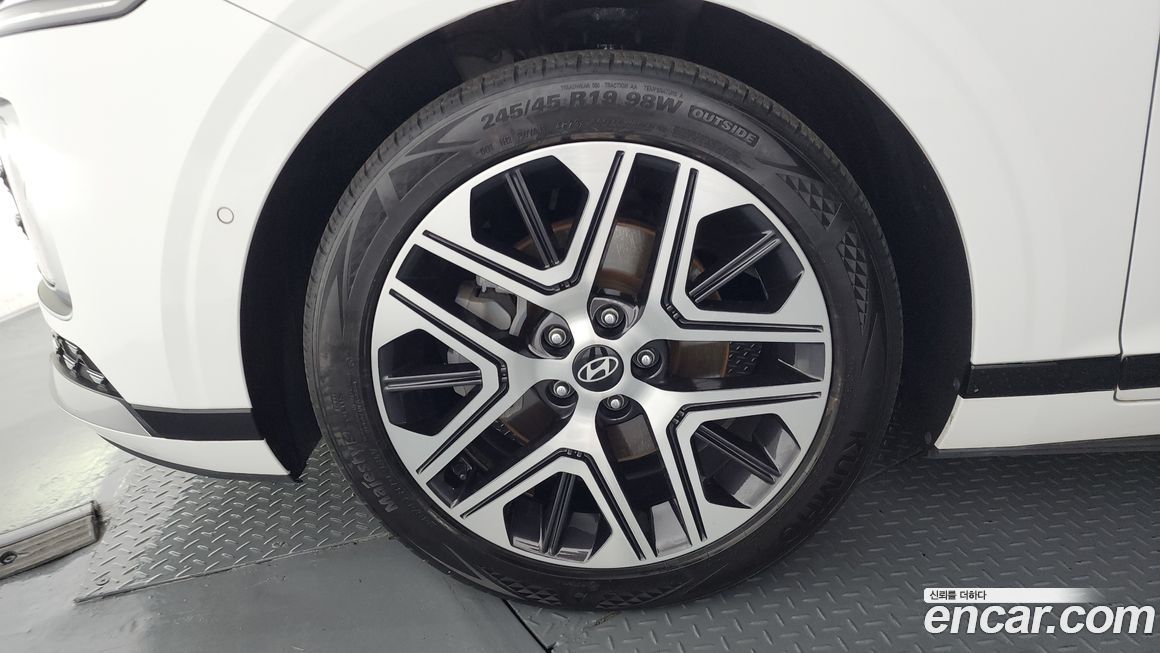 Hyundai Grandeur 2024
