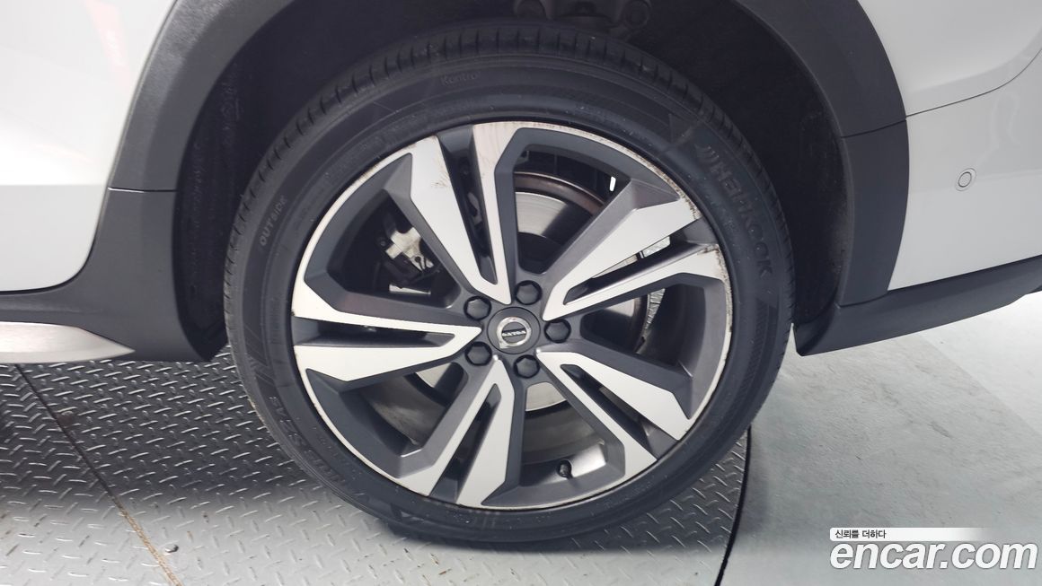 Volvo V60 2021