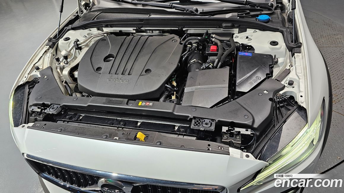 Volvo V60 2021