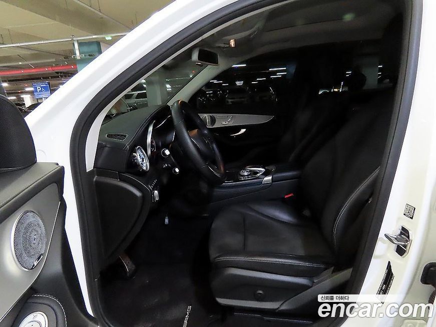 Mercedes-Benz GLC-Class 2019