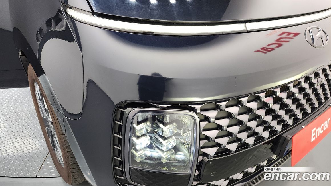 Hyundai Staria 2022