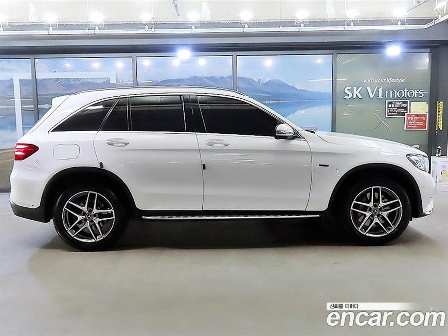 Mercedes-Benz GLC-Class 2019