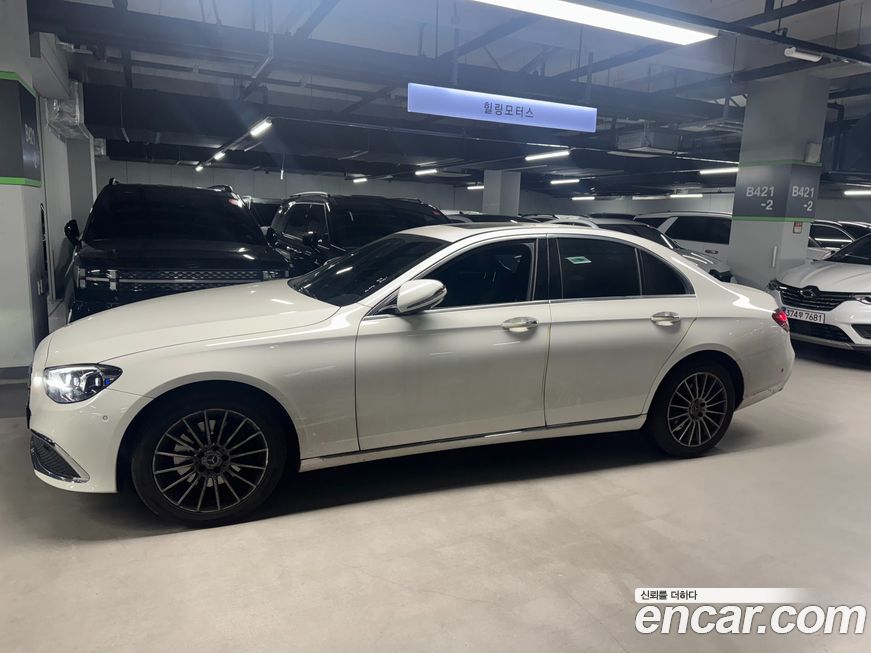 Mercedes-Benz E-Class 2022