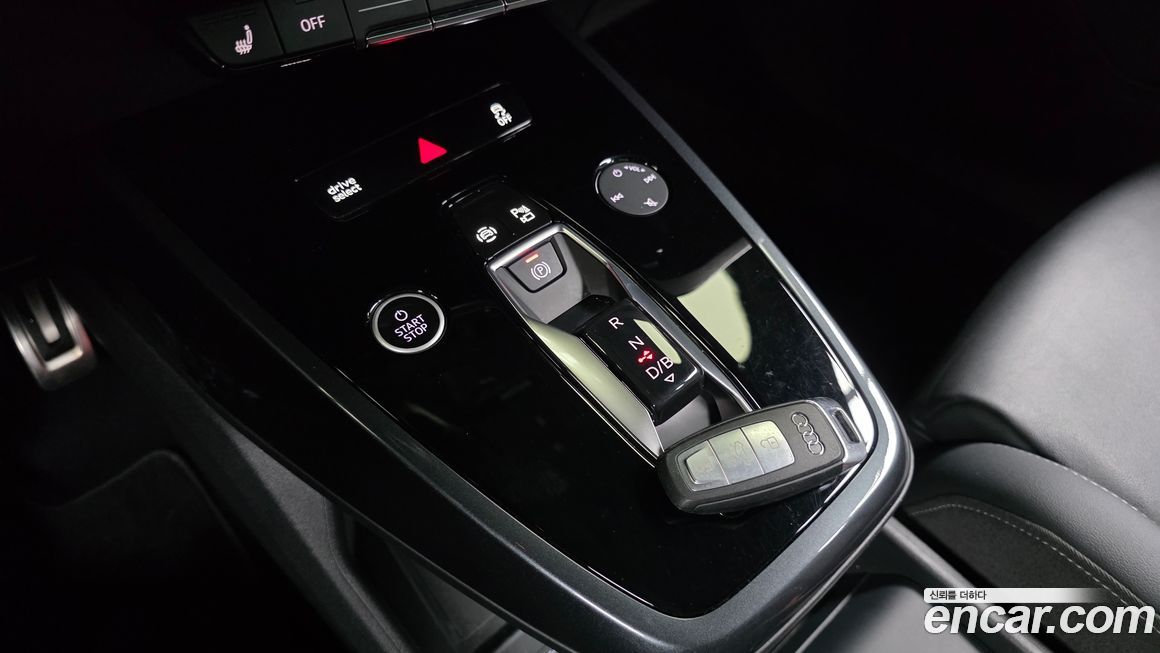 Audi Q4 e-tron 2023
