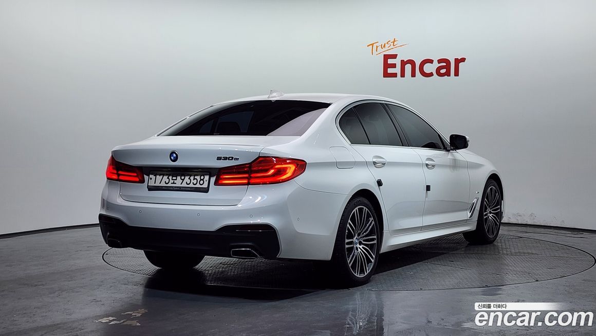 BMW 5-Series 2020