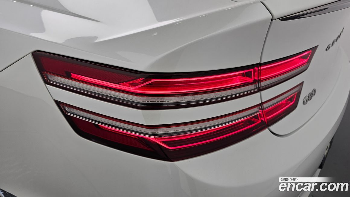 Genesis G80 2021