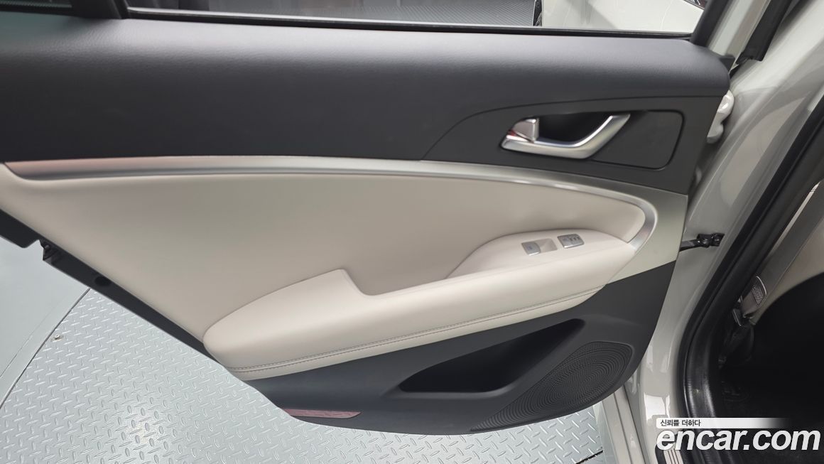 Genesis G70 2024
