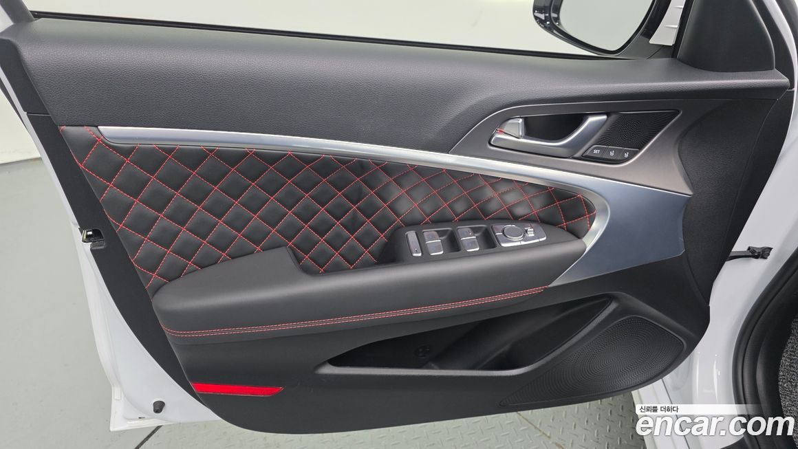 Genesis G70 2024