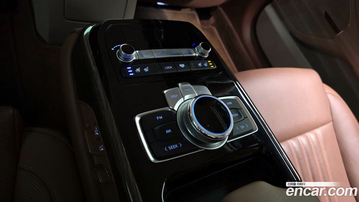 Genesis G90 2020