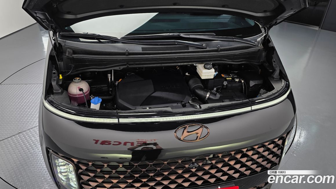 Hyundai Staria 2022