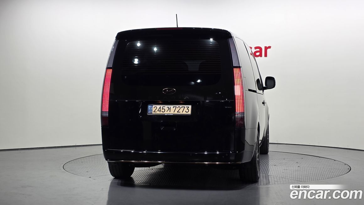Hyundai Staria 2022