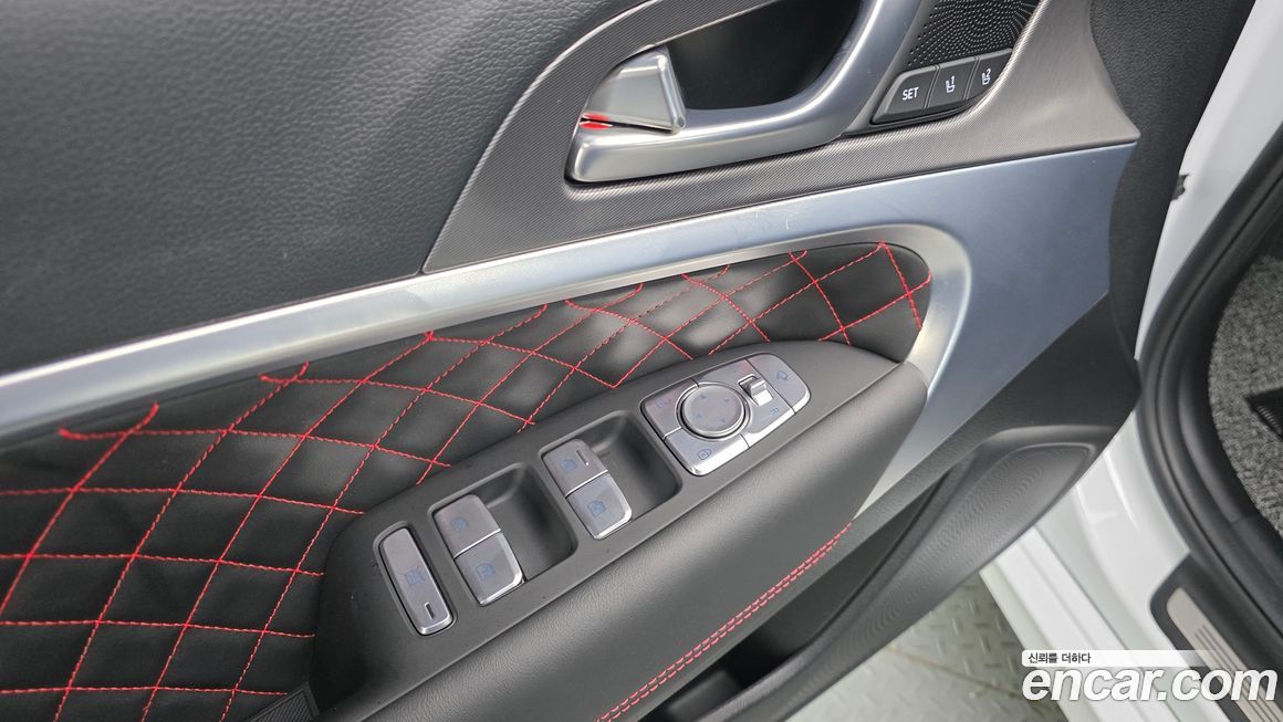 Genesis G70 2024