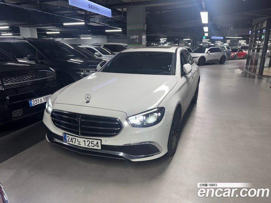 Mercedes-Benz E-Class 2022