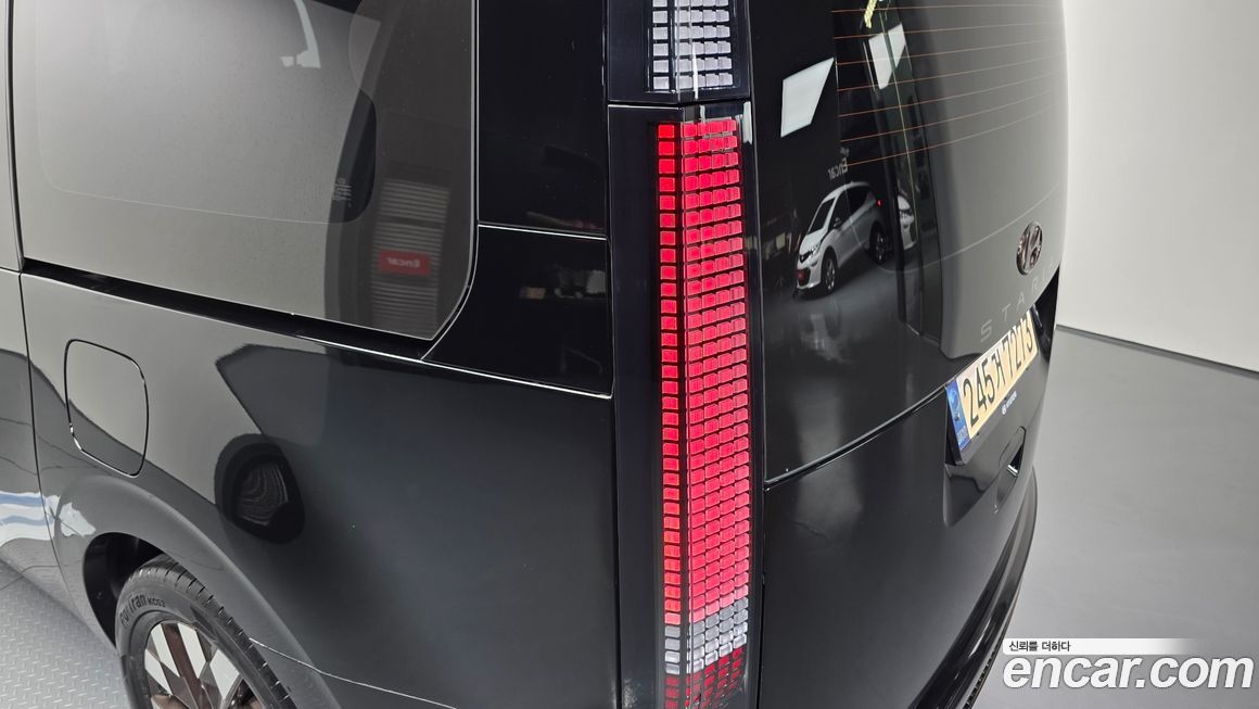 Hyundai Staria 2022