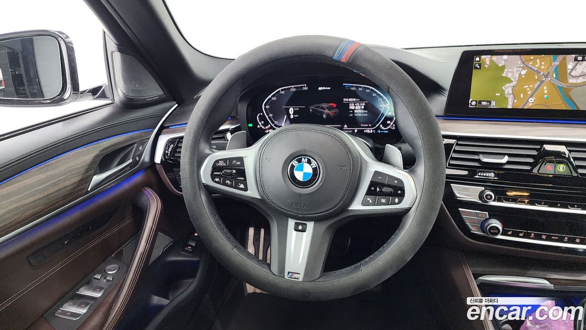 BMW 5-Series 2020