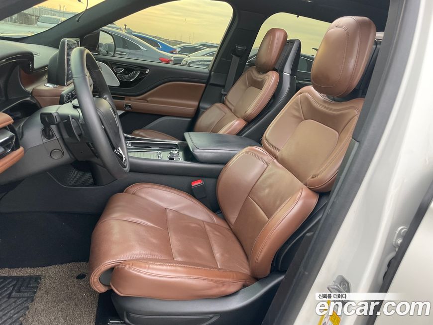 Lincoln Aviator 2021