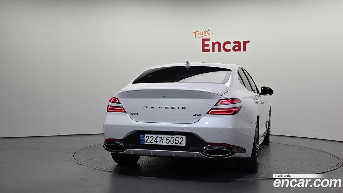 Genesis G70 2024