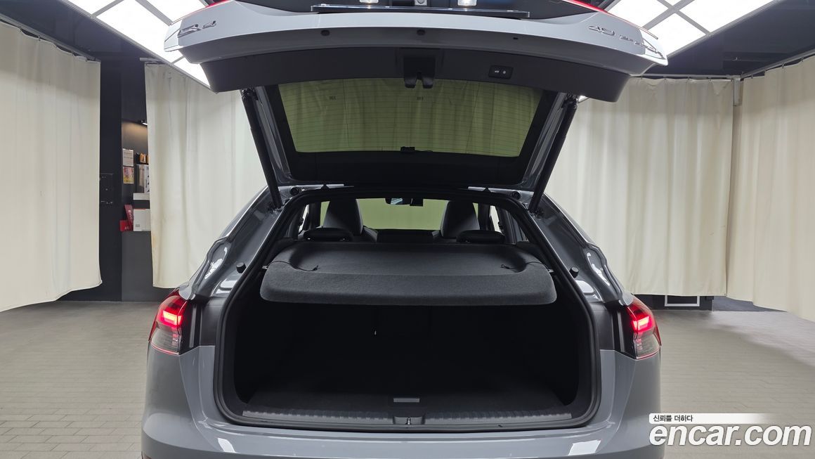 Audi Q4 e-tron 2023