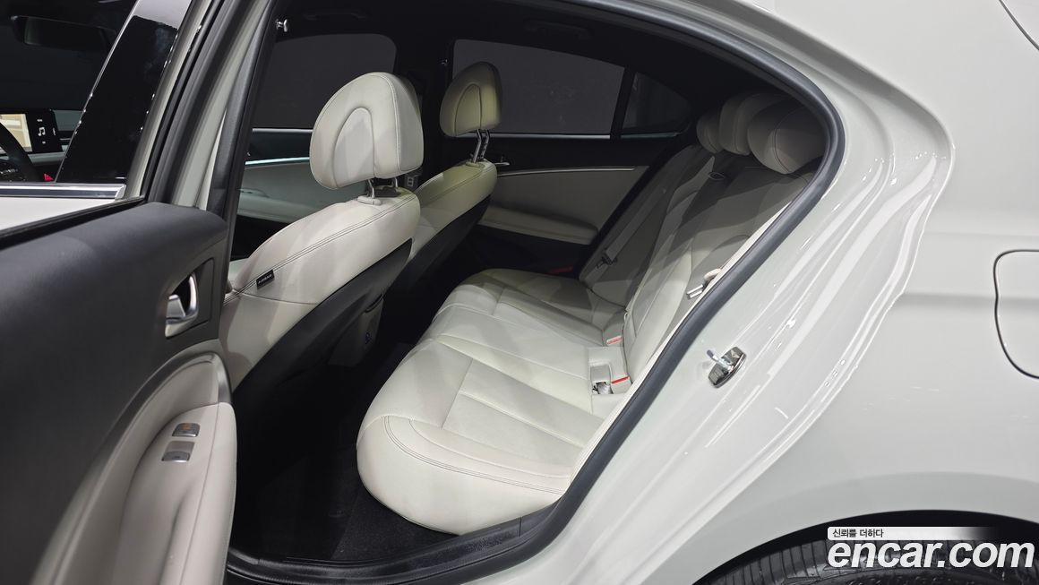 Genesis G70 2024