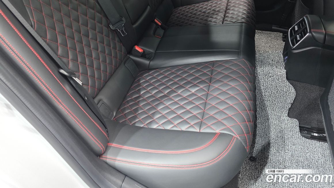 Genesis G70 2024