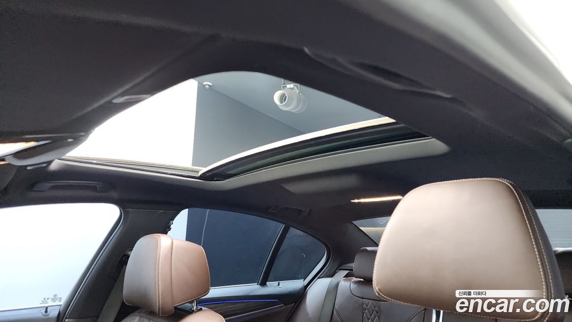 BMW 5-Series 2020