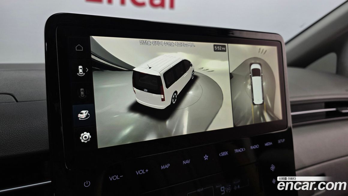 Hyundai Staria 2022