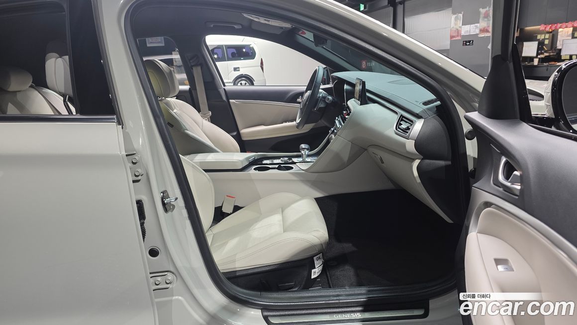 Genesis G70 2024