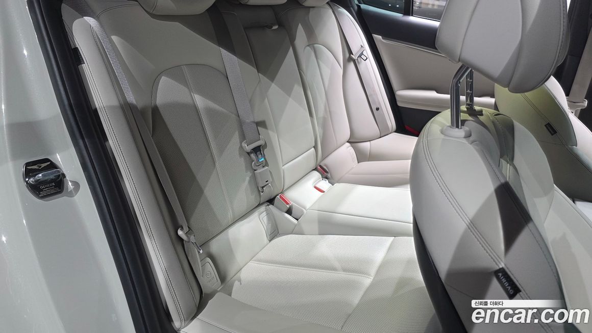 Genesis G70 2024