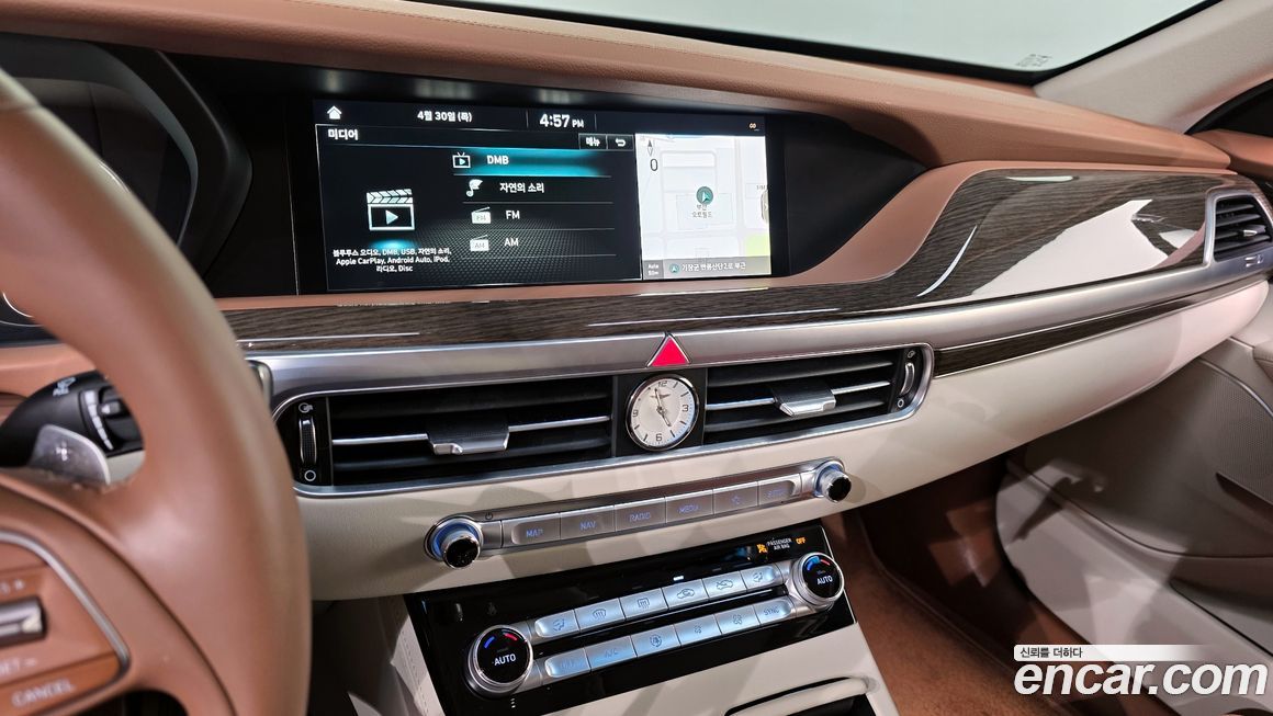 Genesis G90 2020