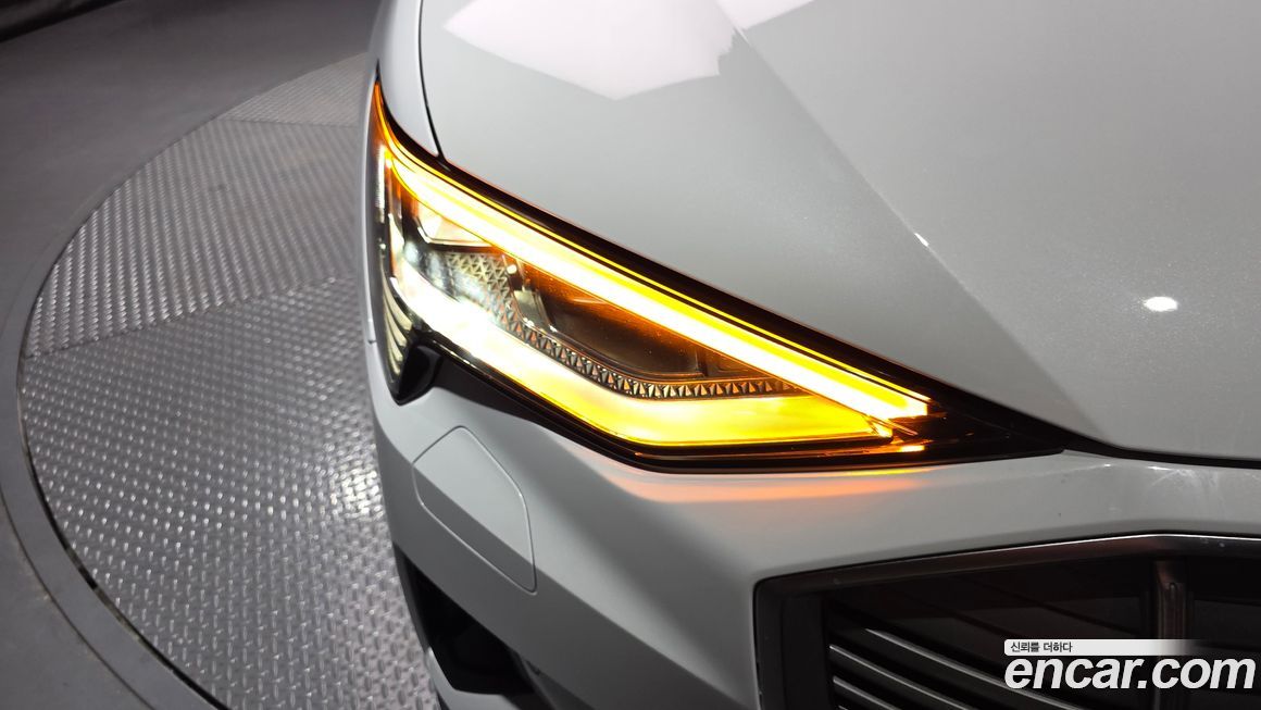 Audi e-tron 2021