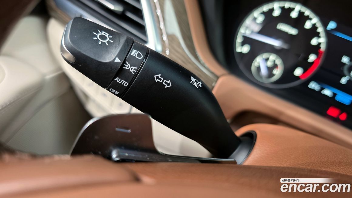 Genesis G90 2020