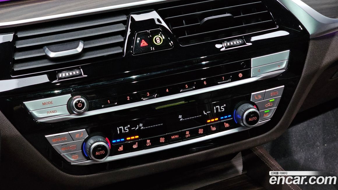 BMW 5-Series 2021
