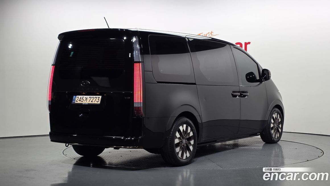 Hyundai Staria 2022