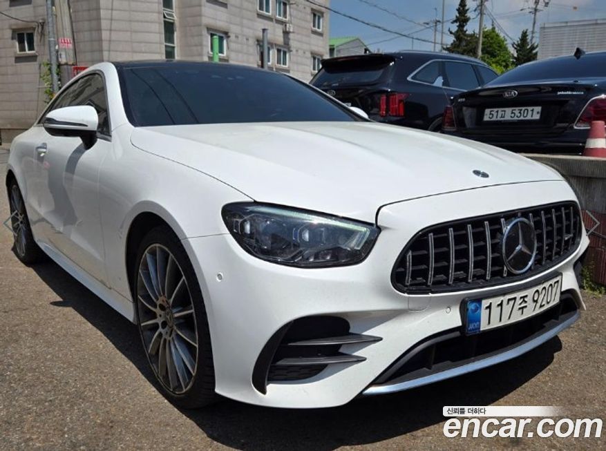 Mercedes-Benz E-Class 2021