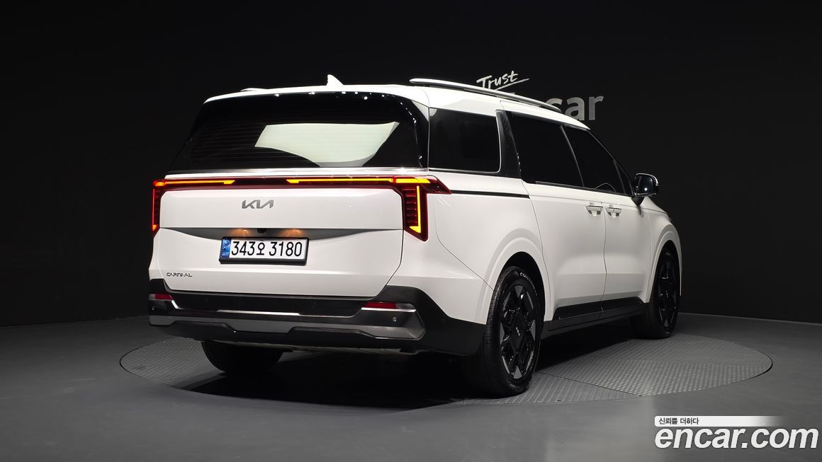 Kia Canival 2024