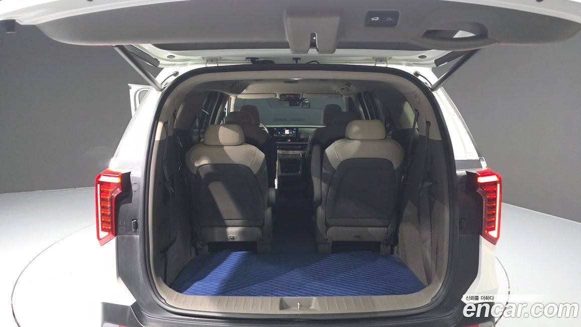 Kia Canival 2024