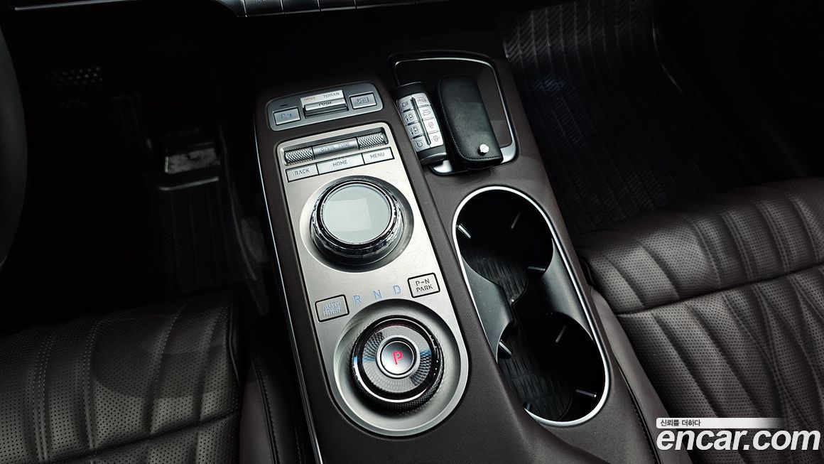 Genesis GV70 2021