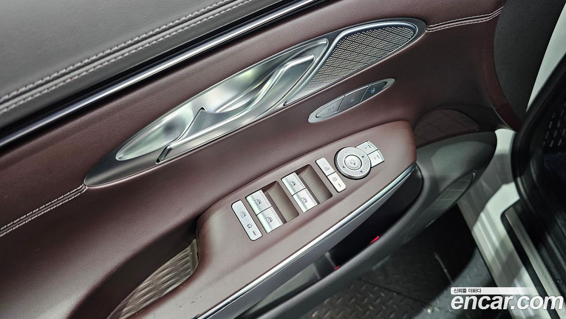 Genesis GV70 2021