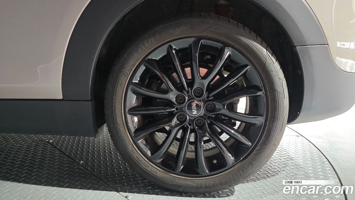 Mini Clubman 2024