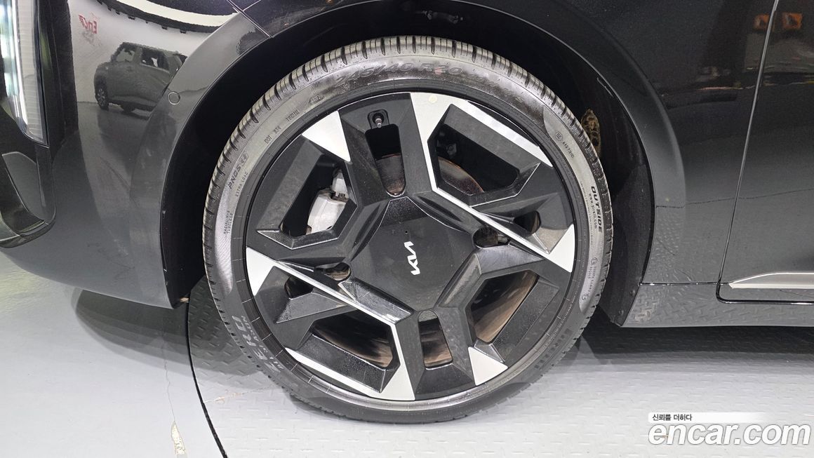 Kia K8 2025