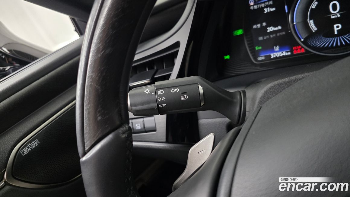 Lexus ES 2025
