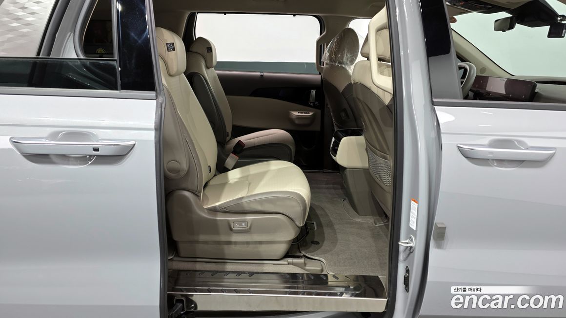 Kia Canival 2025